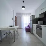 House * 알게로